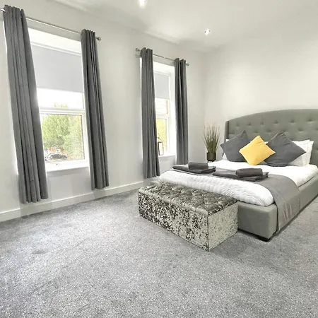 Guestready - Sleek Stylish Leeds Sleep 4 Apartment